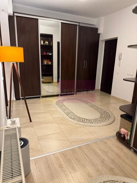 Apartament 3 camere + boxa+ loc de parcare Cartierul Latin.