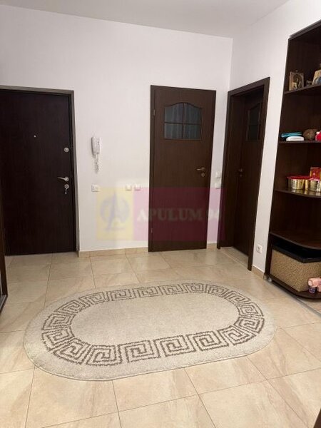 Apartament 3 camere + boxa+ loc de parcare Cartierul Latin.