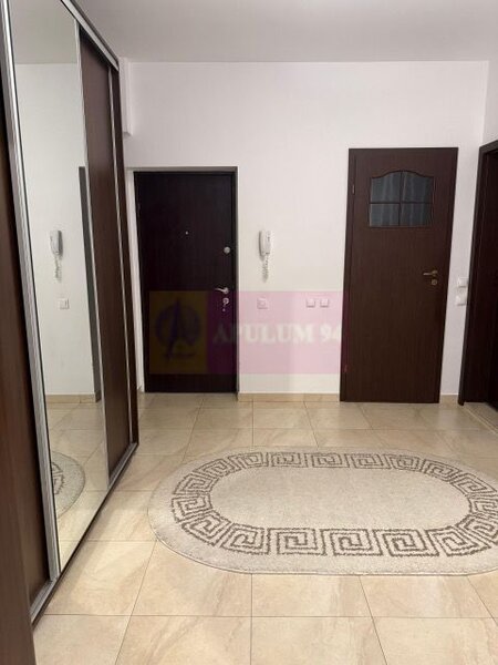 Apartament 3 camere + boxa+ loc de parcare Cartierul Latin.