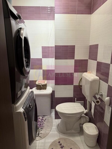 Apartament 3 camere + boxa+ loc de parcare Cartierul Latin.