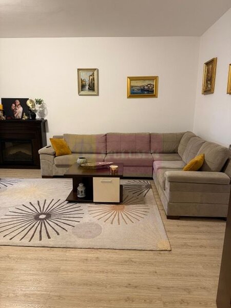 Apartament 3 camere + boxa+ loc de parcare Cartierul Latin.
